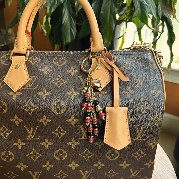 Beaded Bag Charm Red Black Gold Tone - Picture 1 of 10